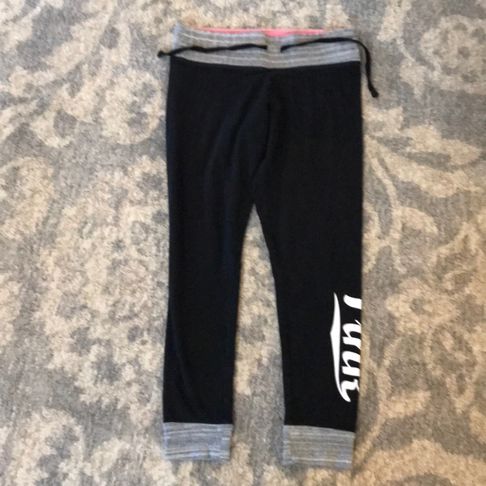 VS pink tights